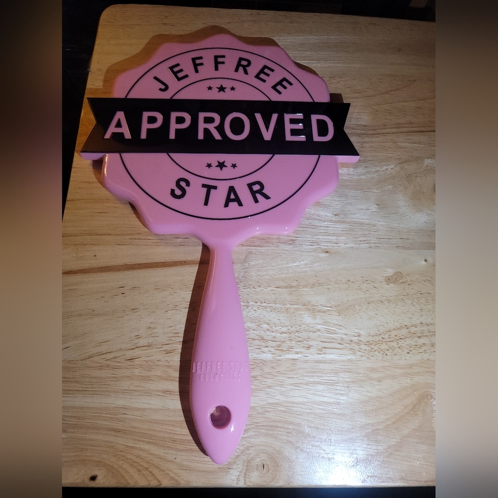 Jeffree star mirror